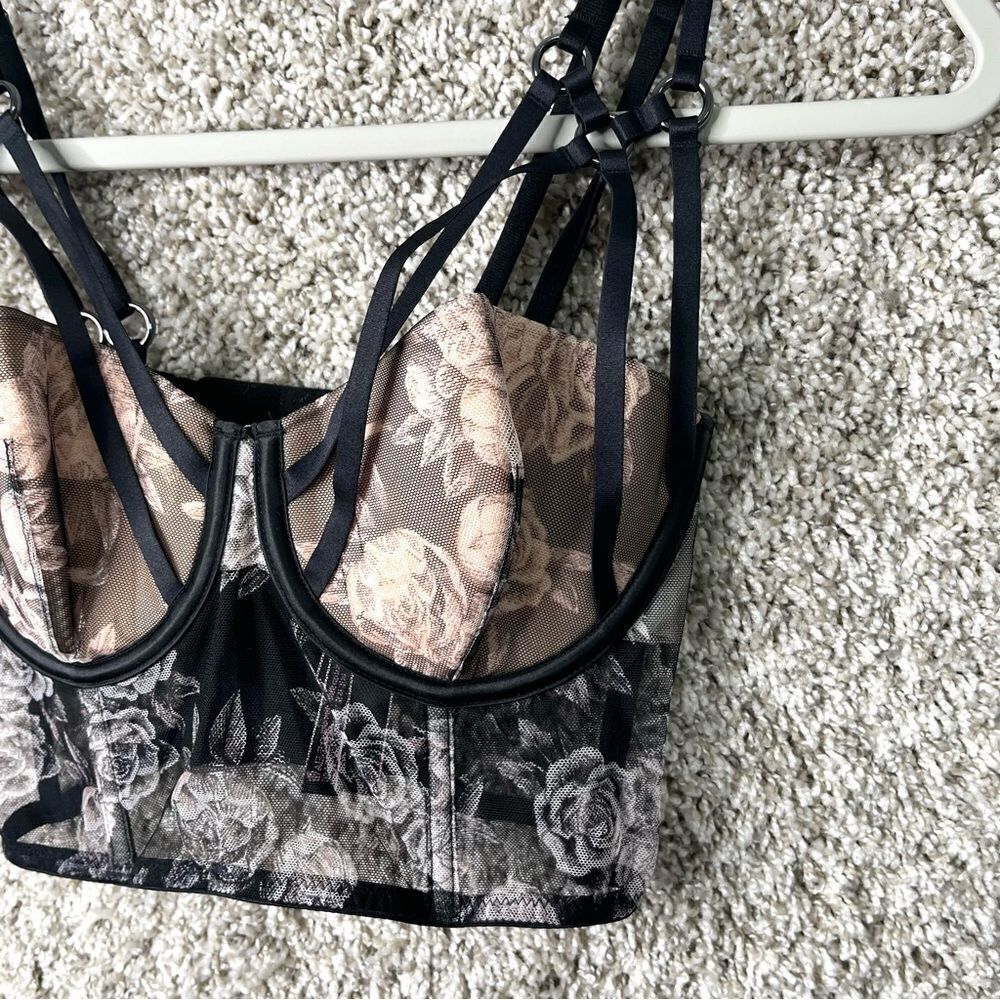 Victoria's Secret Black and Taupe Floral Strappy Longline Bra - Picture 2 of 5